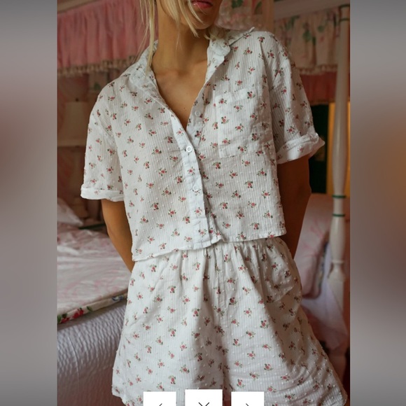 Floral White Cotton Pajama Set - Relaxed Short Sleeve Top & Shorts - Picture 11 of 11